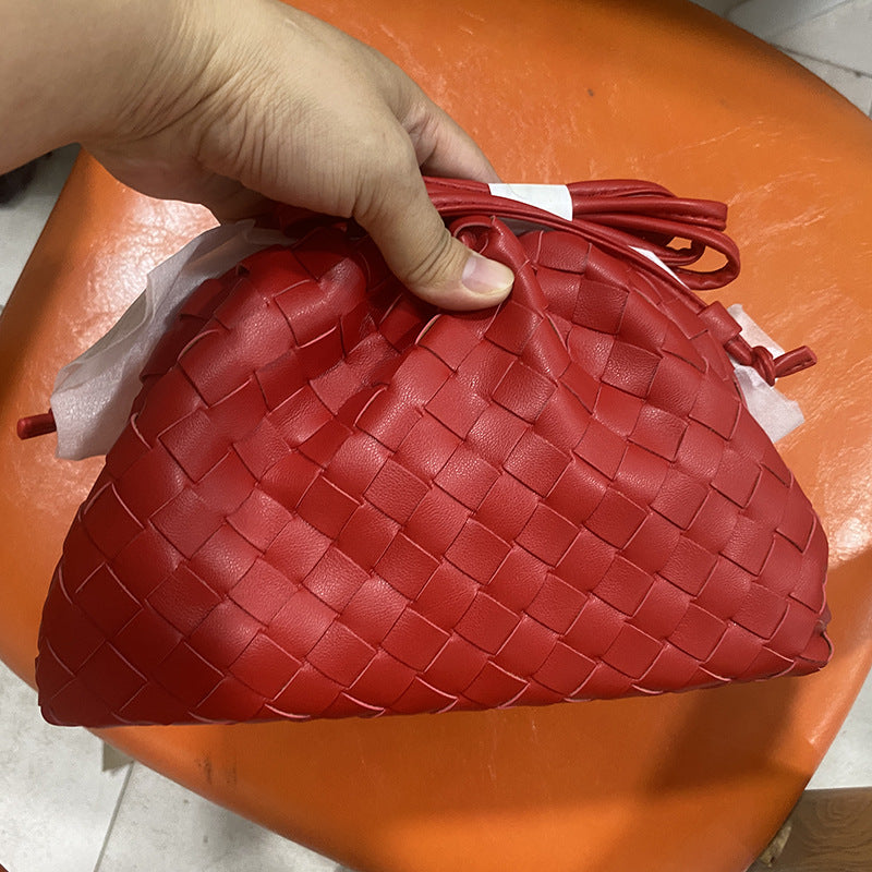 Texturierte Gewebte Handheld Clutch Brehn