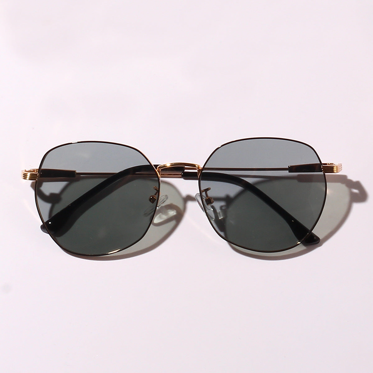 Damen auffällige geometrische Sonnenschutzbrille mit UV-Schutz Brehn