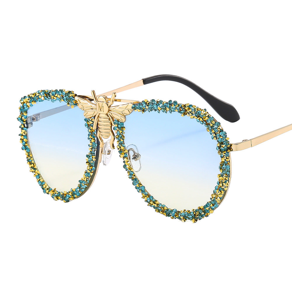 Damen Glamouröse Oversize-Sonnenbrille mit einzigartigem Schmuckrahmen Brehn