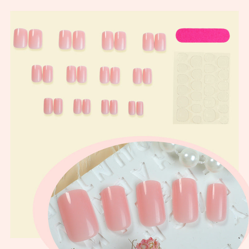 Kunstnägel Set mit elegantem und natürlichem Glanz Brehn