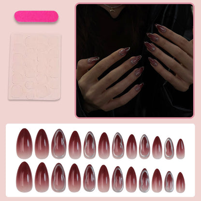 Kunstnagelset mit eleganten Ombre-Effekten Brehn