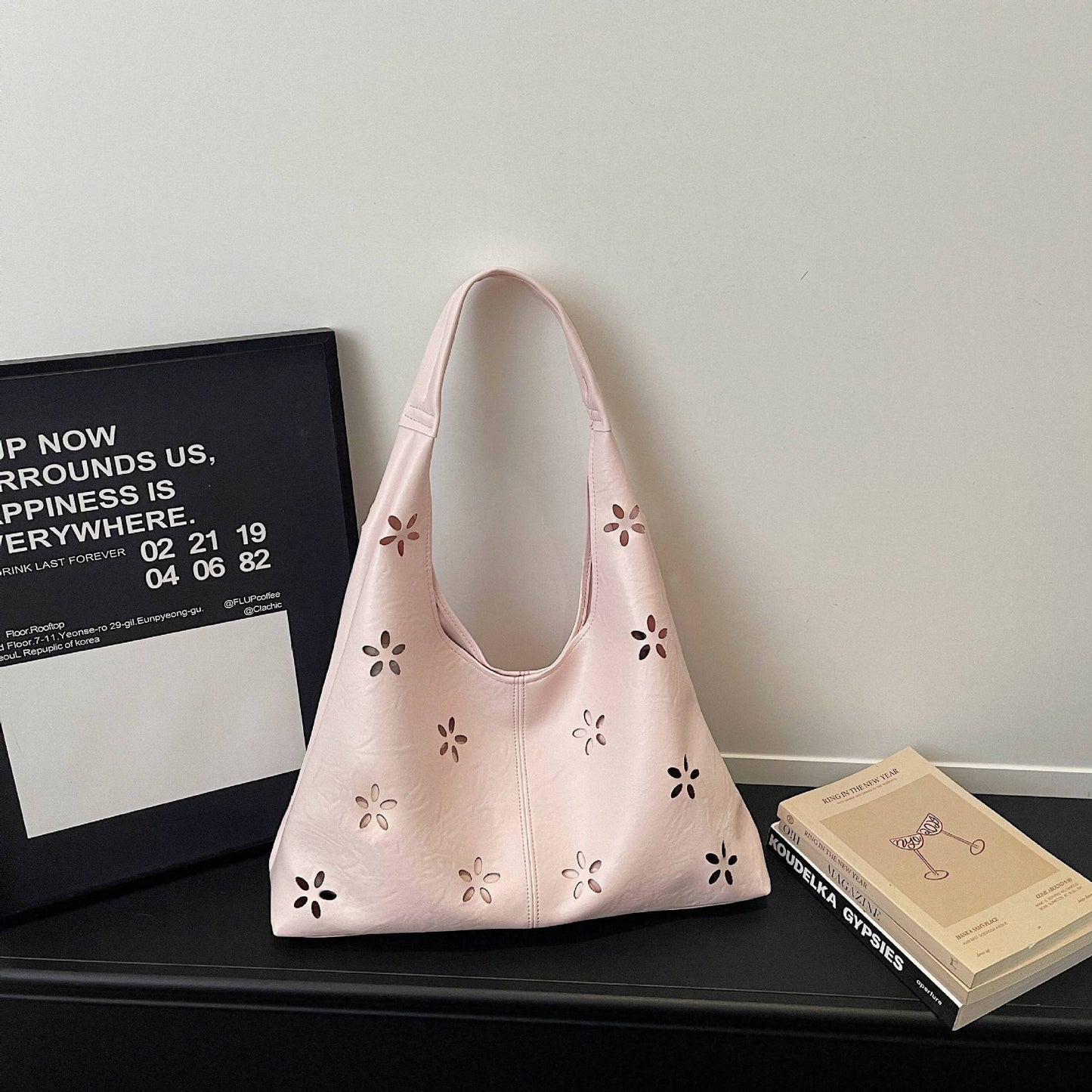 Blumen Cut-Out Schultertasche Brehn