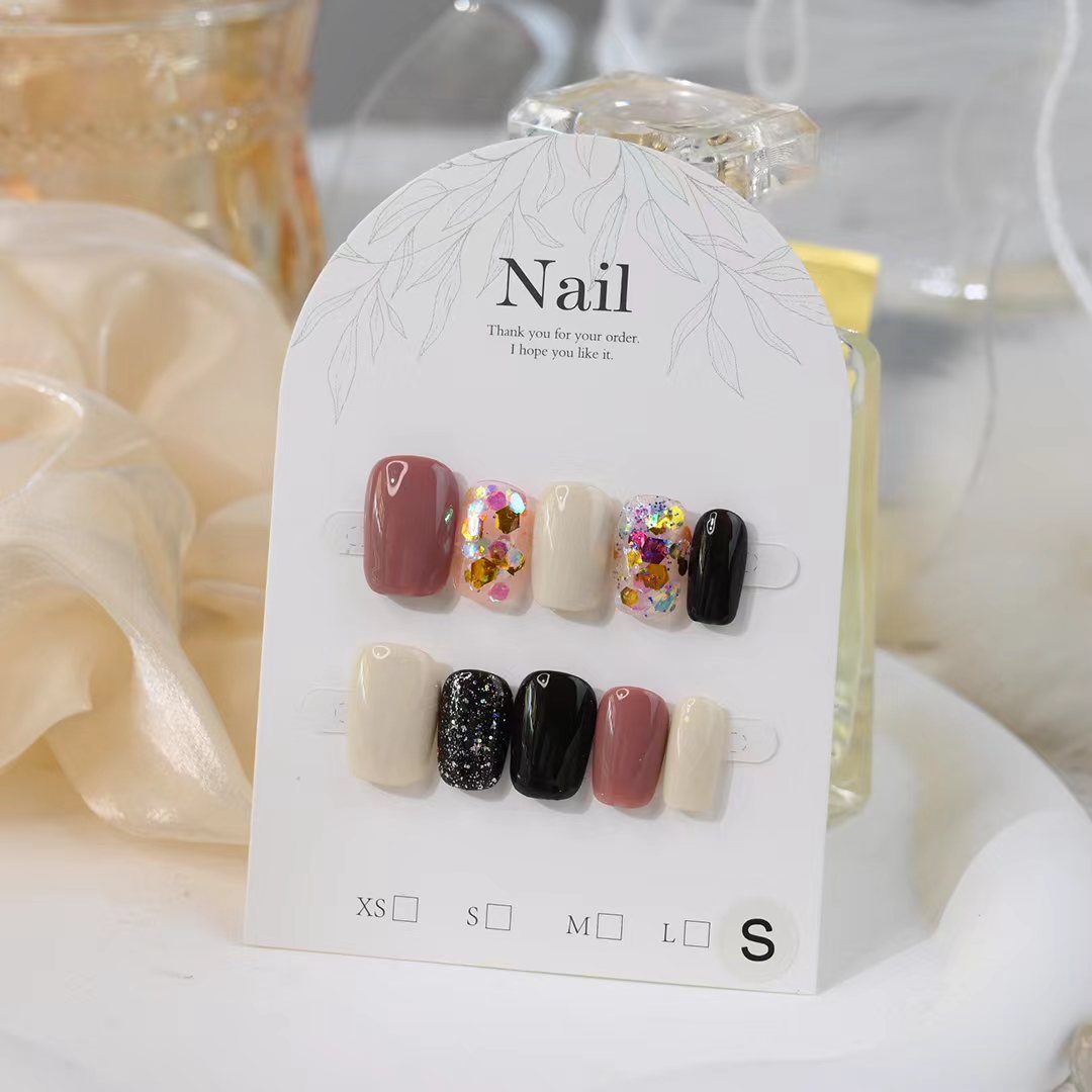 Kreatives Press-On Nagelkunst Set