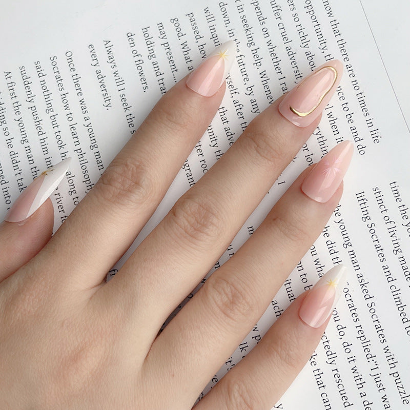 Dekorativer Press-On Nagelset mit Sternelementen Brehn