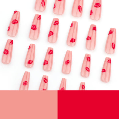 Kunstvolle Nagelverlängerungen mit Lippen-Design Brehn