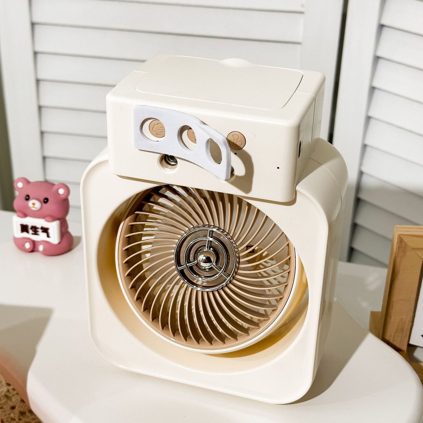 Frauen Tragbarer Mini Tischventilator mit USB-Anschluss Brehn