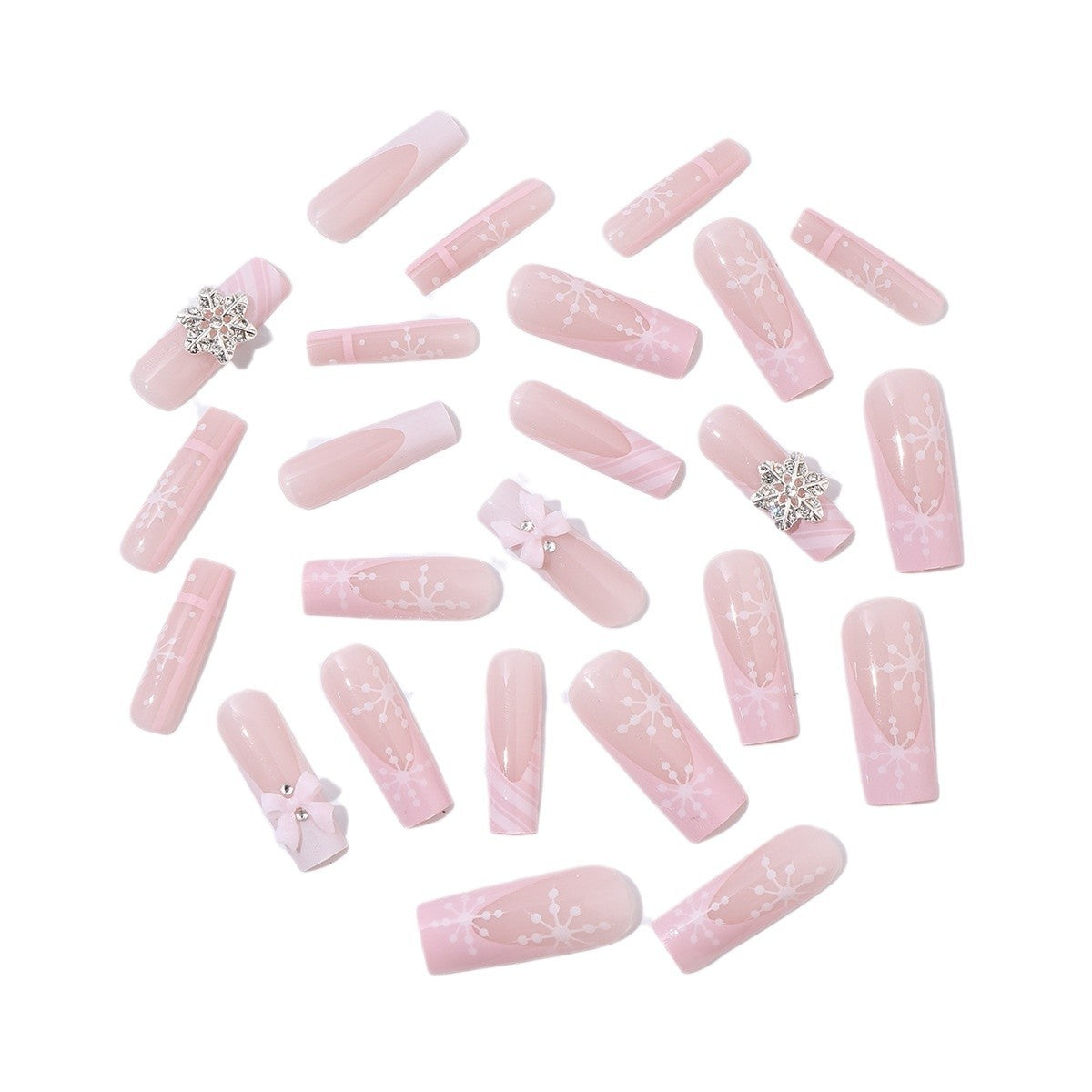 Kreatives Kunstnagelset mit zarten Blumen- und Glitzerakzenten Brehn