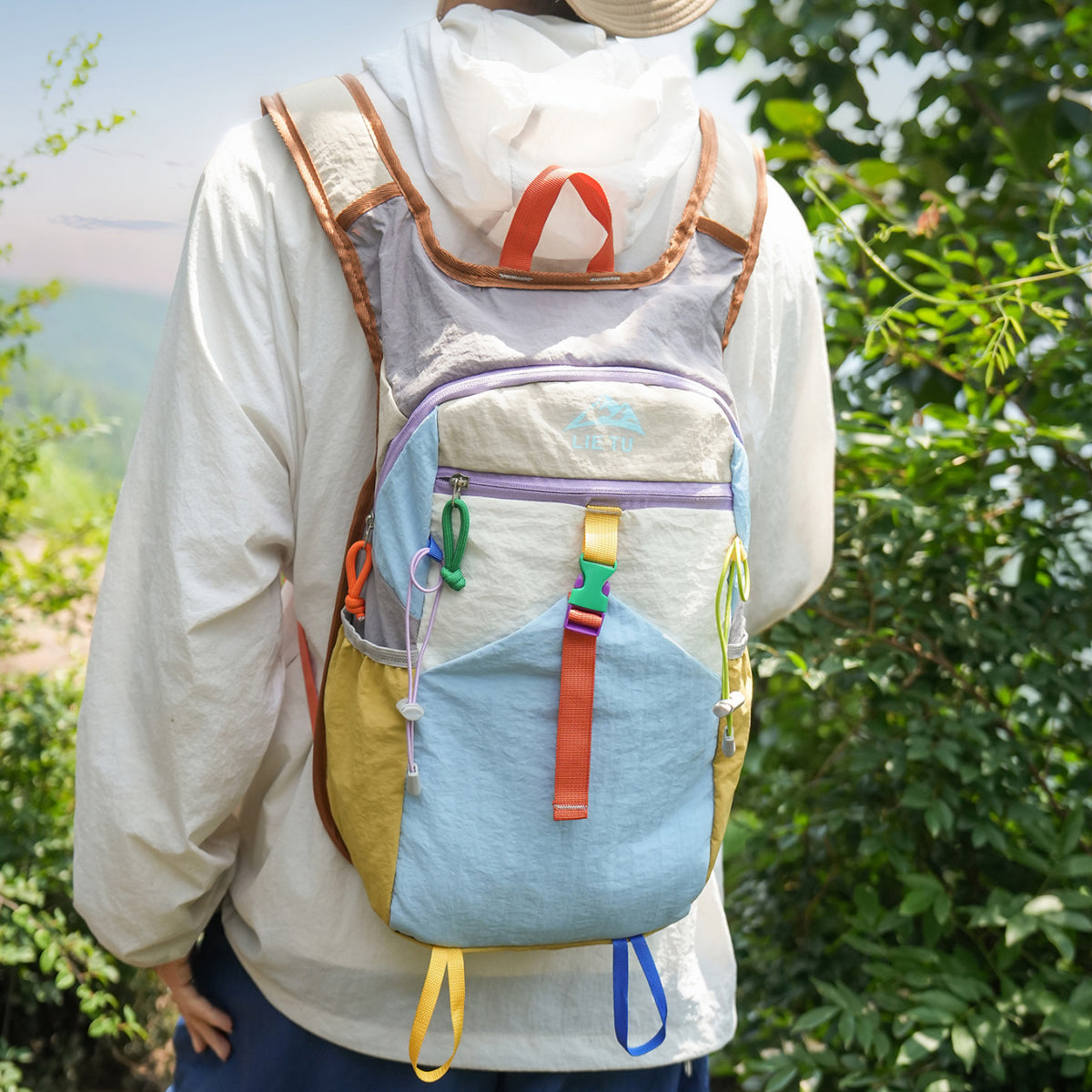 Multi-Taschen Abenteuer Rucksack Brehn