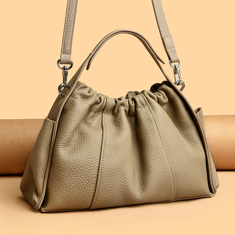Texturierte Leder-Schnürtasche Brehn