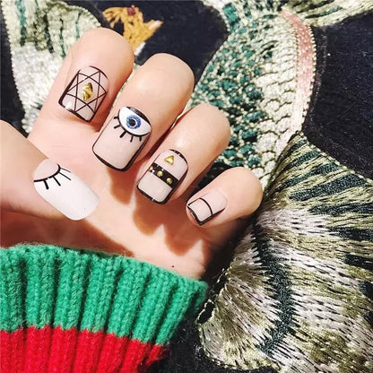 Künstlerische Press-On Nagelset mit Augenmuster