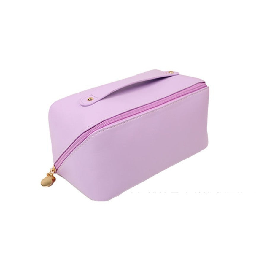 Luxuriöse Kosmetiktasche Im Minimalistischen Design Brehn
