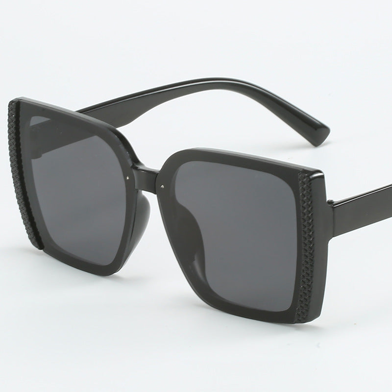 Damen oversized Designer-Sonnenbrille im modernen geflochtenen Design Brehn