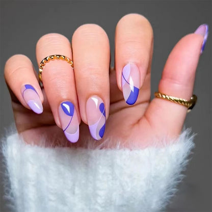 Kunstvolle Nagelkunst mit eleganten Farbverläufen Brehn