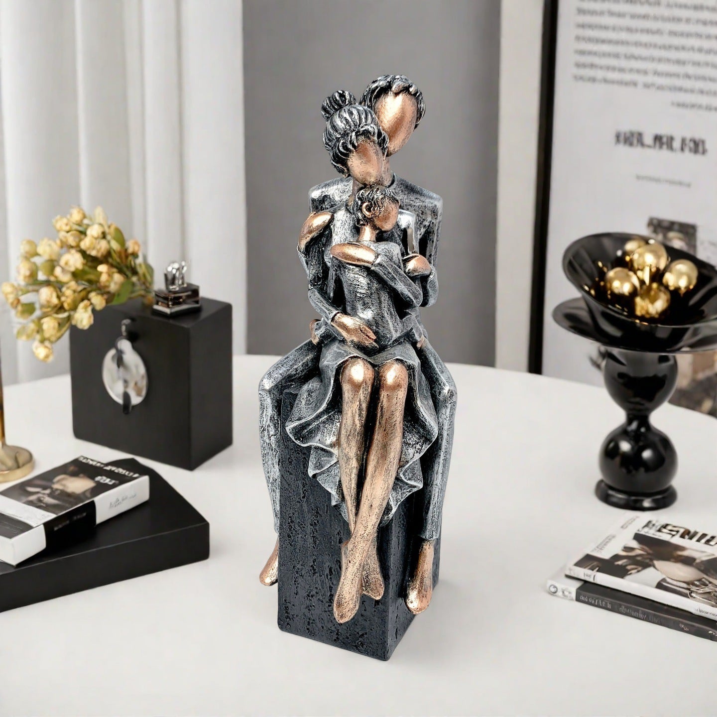 Elegante Skulptur eines romantischen Paares Brehn
