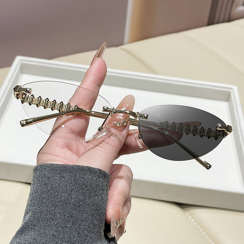 Damen modische Brille mit spitzen Akzenten Brehn