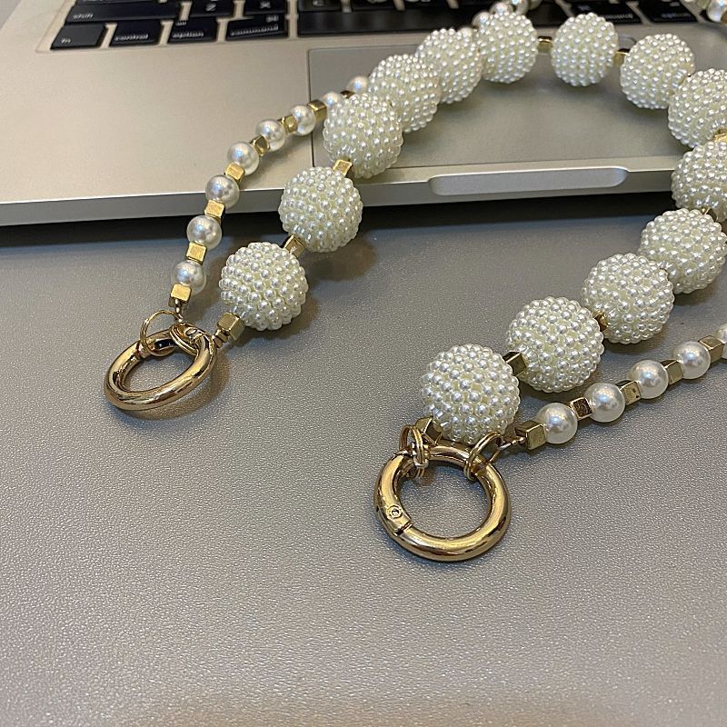 Eleganter Perlenbrillenhalter Brehn