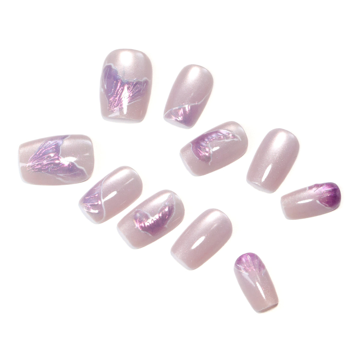 Kunstvoll gestaltete Nagelverlängerungen mit eleganten Blütenmotiven Brehn