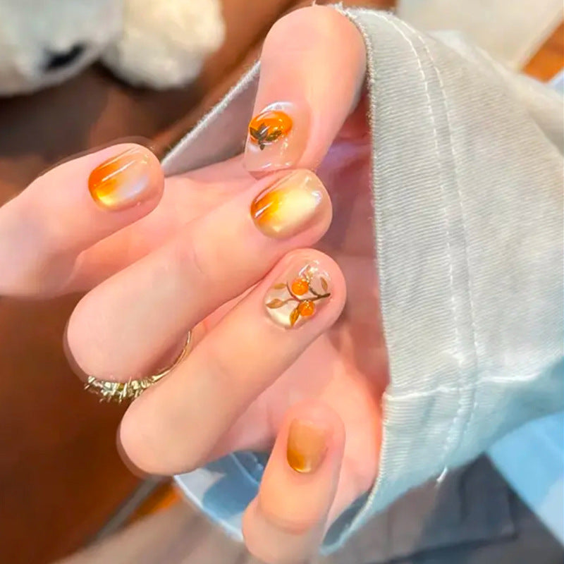 Kunstnagelset mit glänzenden 3D-Akzenten Brehn