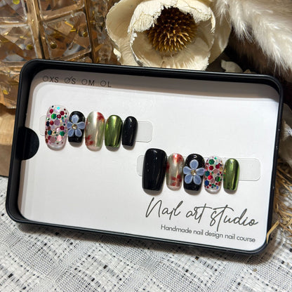 Künstlerisches, floral inspiriertes Press-On-Nagel-Set Brehn