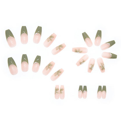 Blumenverzierte Acryl-Nagelkunstverlängerungen