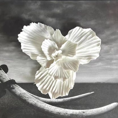 Elegante dekorative Blumen Skulptur