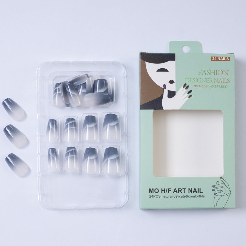 Elegante Kunstnägel mit Transparentem Verlauf Brehn