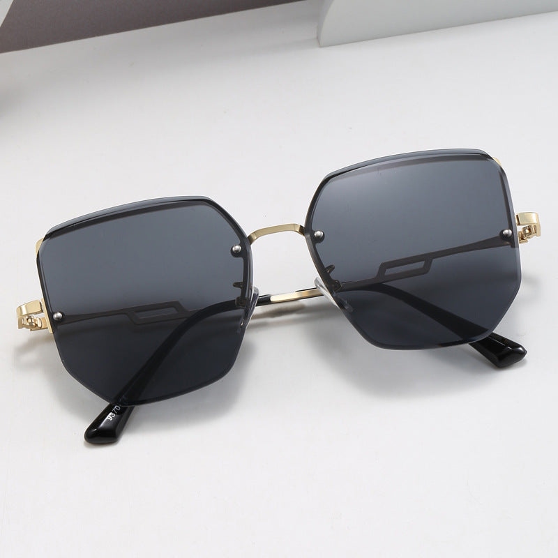 Damen geometrische Designer-Sonnenbrille mit verspiegelten Gläsern Brehn