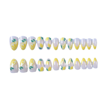 Stylisches Nagelkunst-Set mit Zitrone und Blumenmuster