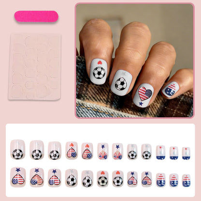 Kunstnagelset mit kreativen Fußball- und Herzmotiven Brehn