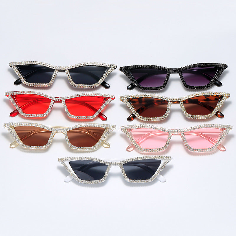 Damen extravagante Cat-Eye Sonnenbrille mit funkelndem Kristallrahmen Brehn