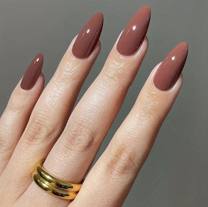 Elegante Mandel-förmige Nagelverlängerungen Brehn