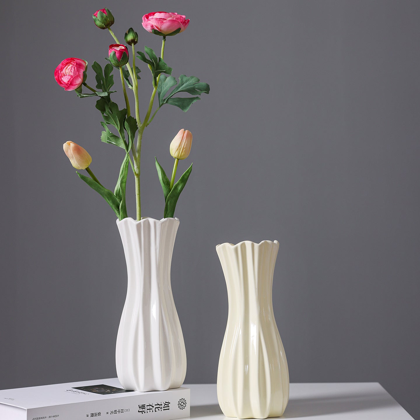 Elegante beschichtete Keramikvase