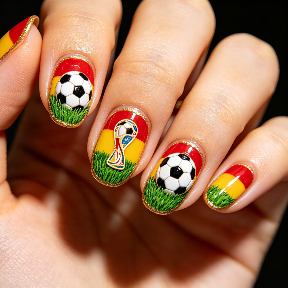Kunstnägel Im Sportlichen Fußball-Design Brehn