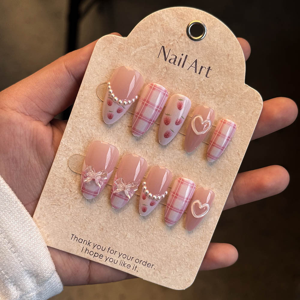 Elegante Press-On Nail Art Brehn