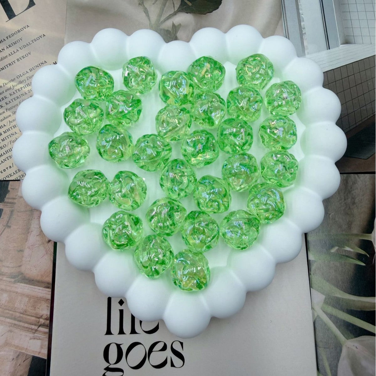 Dekorative Glas-ORB Akzente Brehn