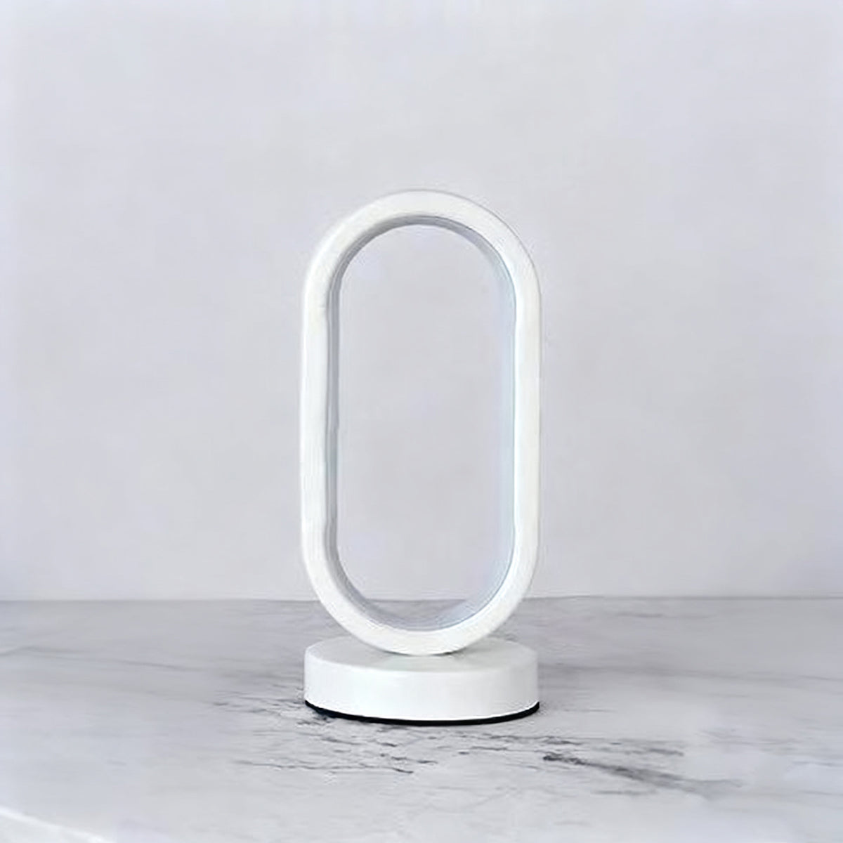 Moderne Skulpturale LED Tischlampe