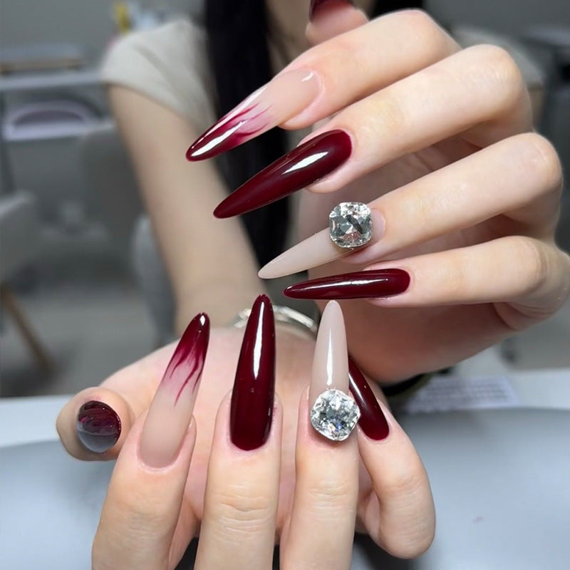Stylische Press-On-Nageltips mit Leopardendesign Brehn