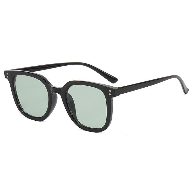 Damen quadratische Designerbrille mit dickem Rahmen und elegantem Profil Brehn