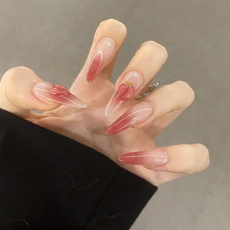 Kreatives Kunstnagelset mit Glitzer- und eleganten Muster Akzenten Brehn