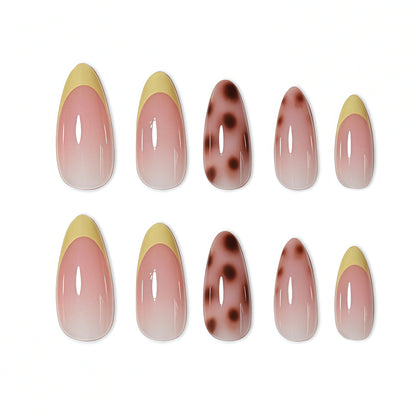 Luxuriöse Gel-Nagelkunst-Tips Brehn