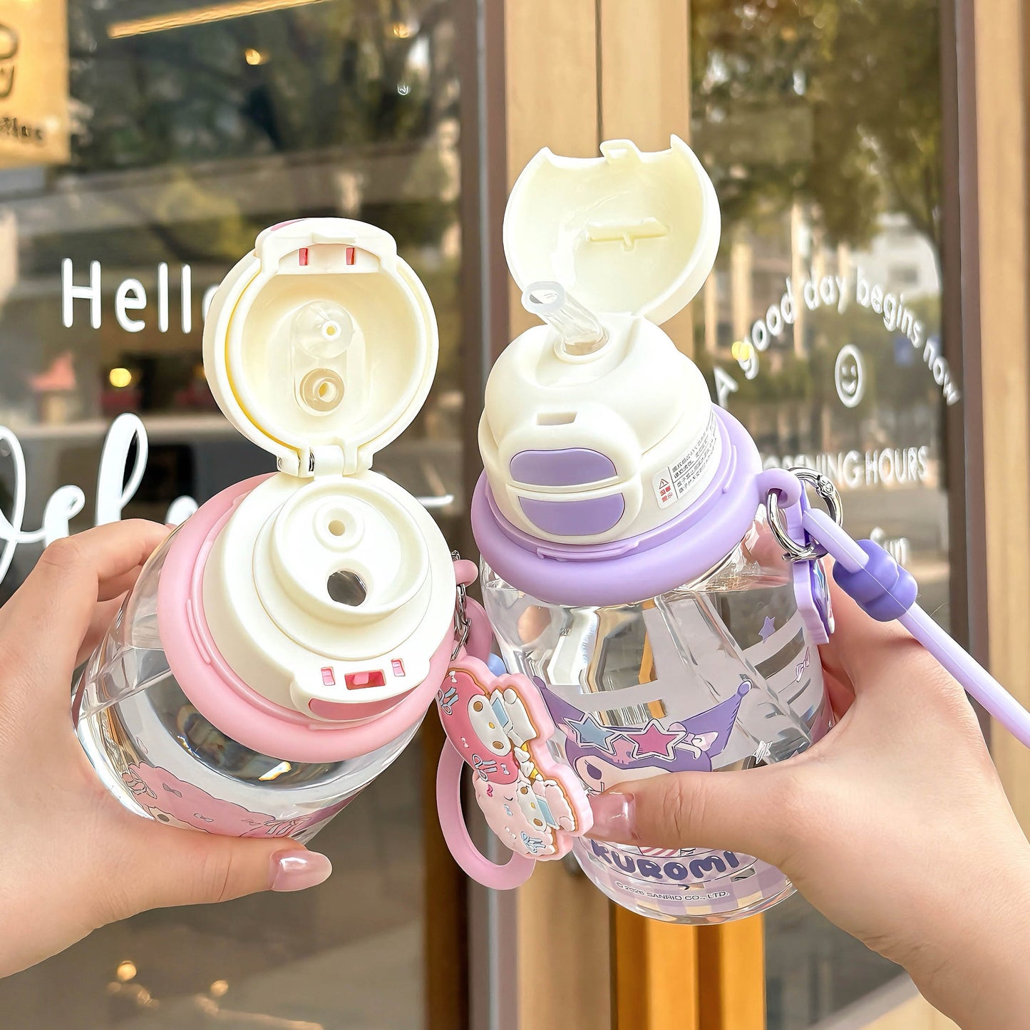 Damen Trinkflasche mit praktischem Silikon-Trinkhalm und süßem Motiv Brehn