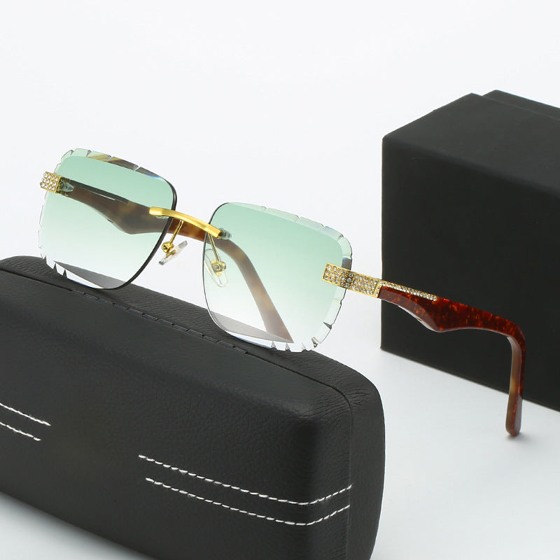 Damen Modische Sichtbrille mit luxuriösen Akzenten Brehn