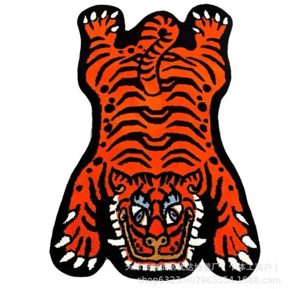 Tiger-förmiger gestickter Akzentteppich