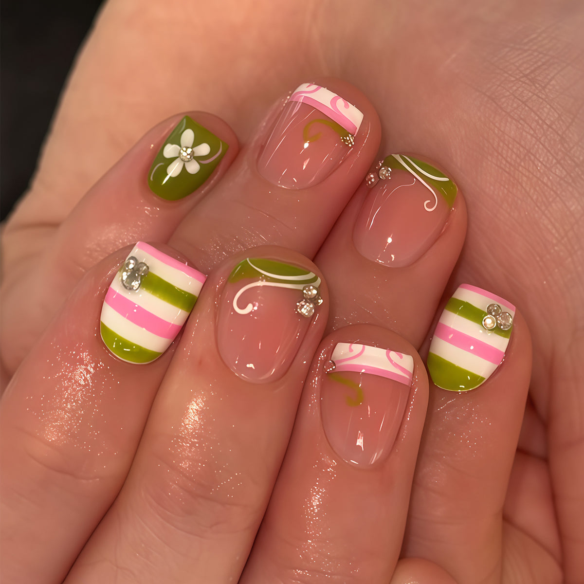 Dekorative Press-On Nagelkunst Tipps Brehn