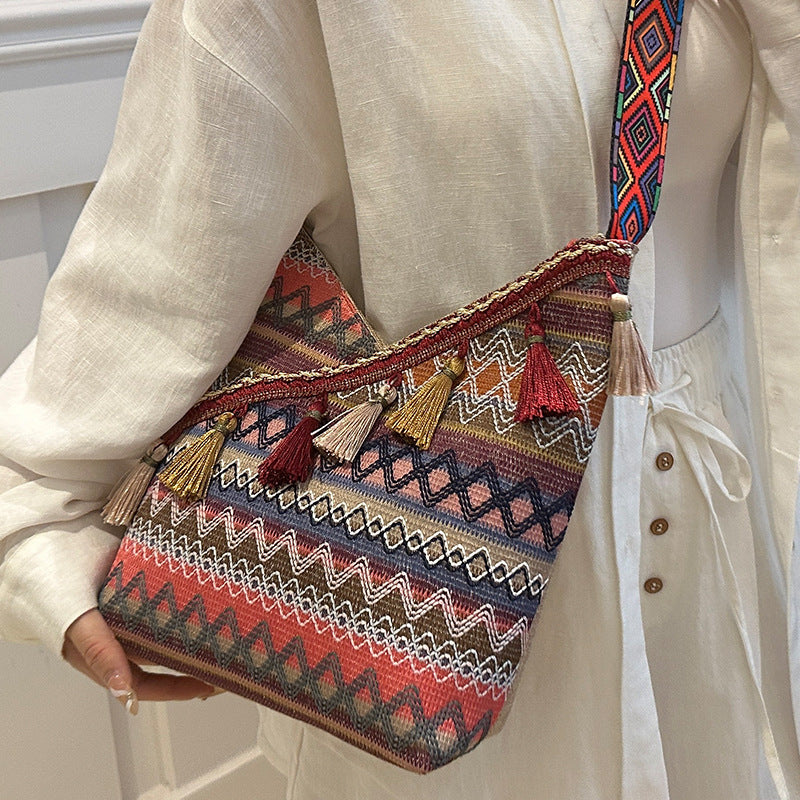 Bohemian gemusterte Slingtasche