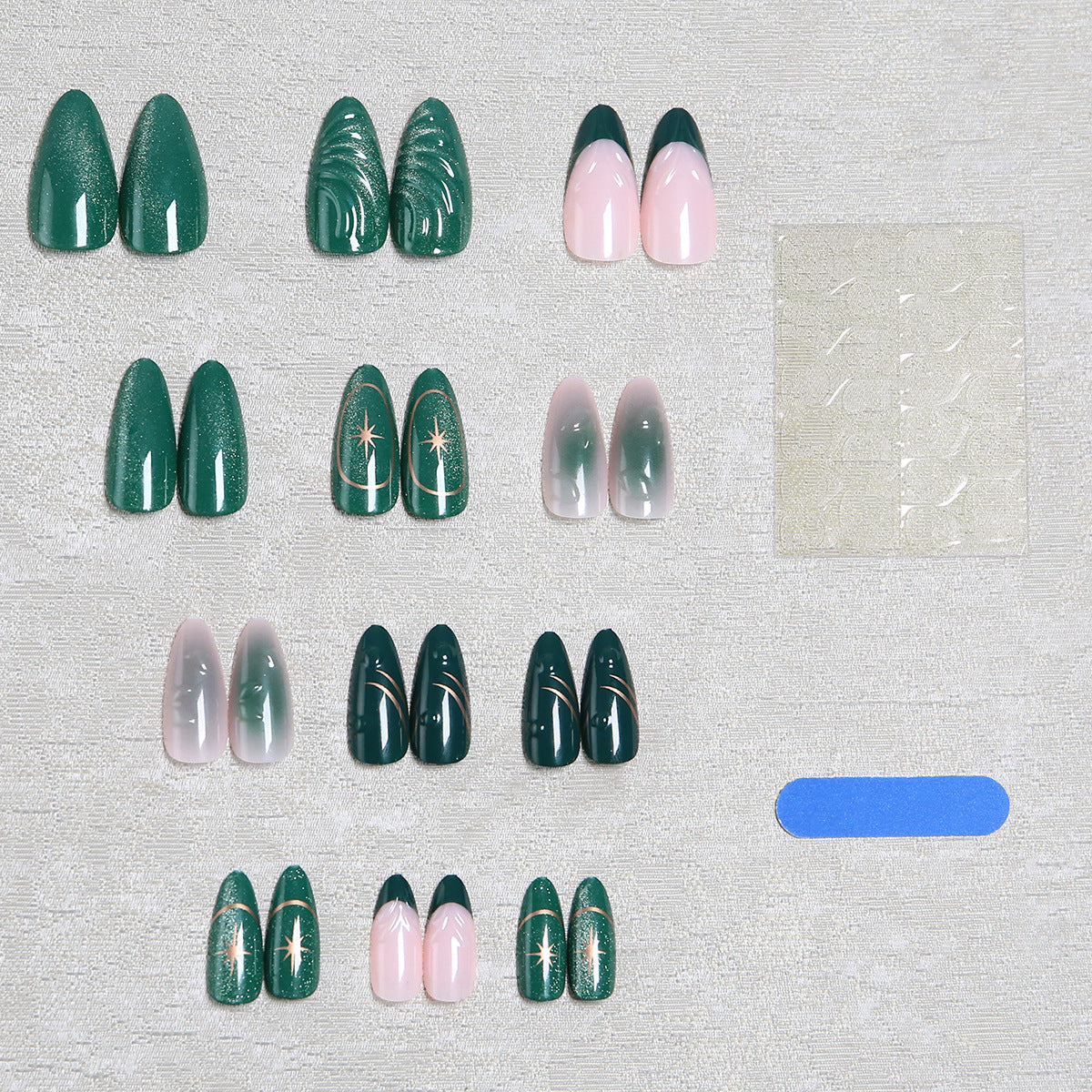 Kunstnagelset mit eleganten Glanz- und 3D-Design Akzenten Brehn