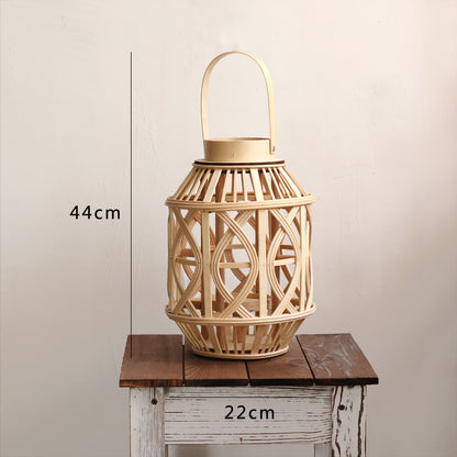 Handgefertigte Laterne aus Rattan Brehn