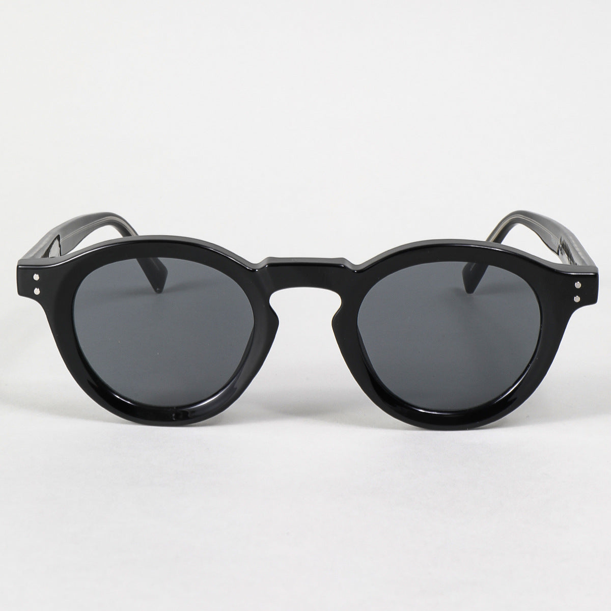 Damen modische Sonnenbrille im klassischen Rundstil Brehn