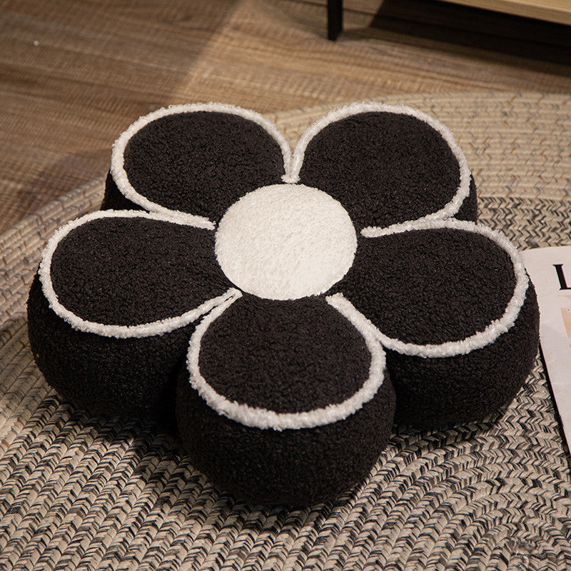 Gepolstertes Sitzkissen in Blumenform mit Kunstleder‑Mittelstück und flauschiger Randpolsterung