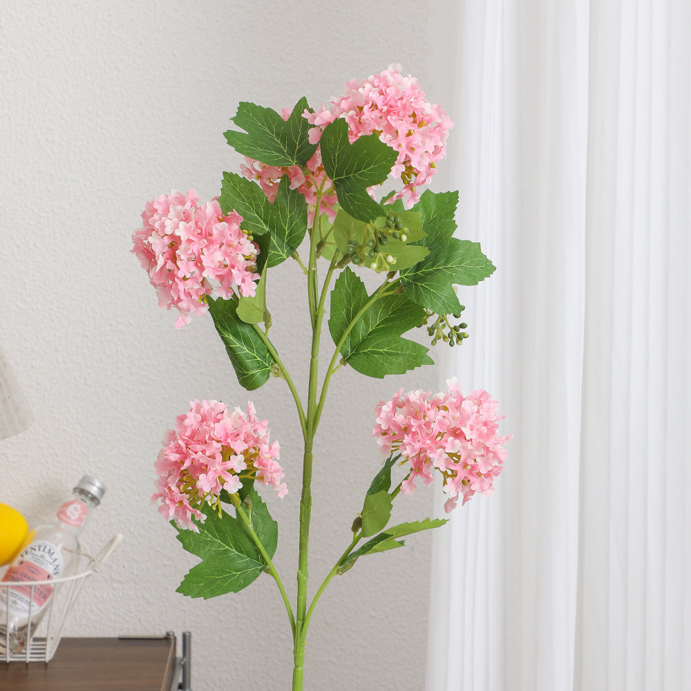 Künstlicher Hydrangeazweig mit lebhaften Blüten und detailreichen Blättern Brehn